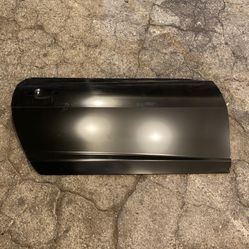 10-15 chevy camaro right door outer shell new oem passenger side