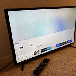 32” Samsung Smart TVwith Remote