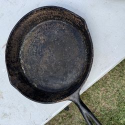 Vintage Cast iron skillet