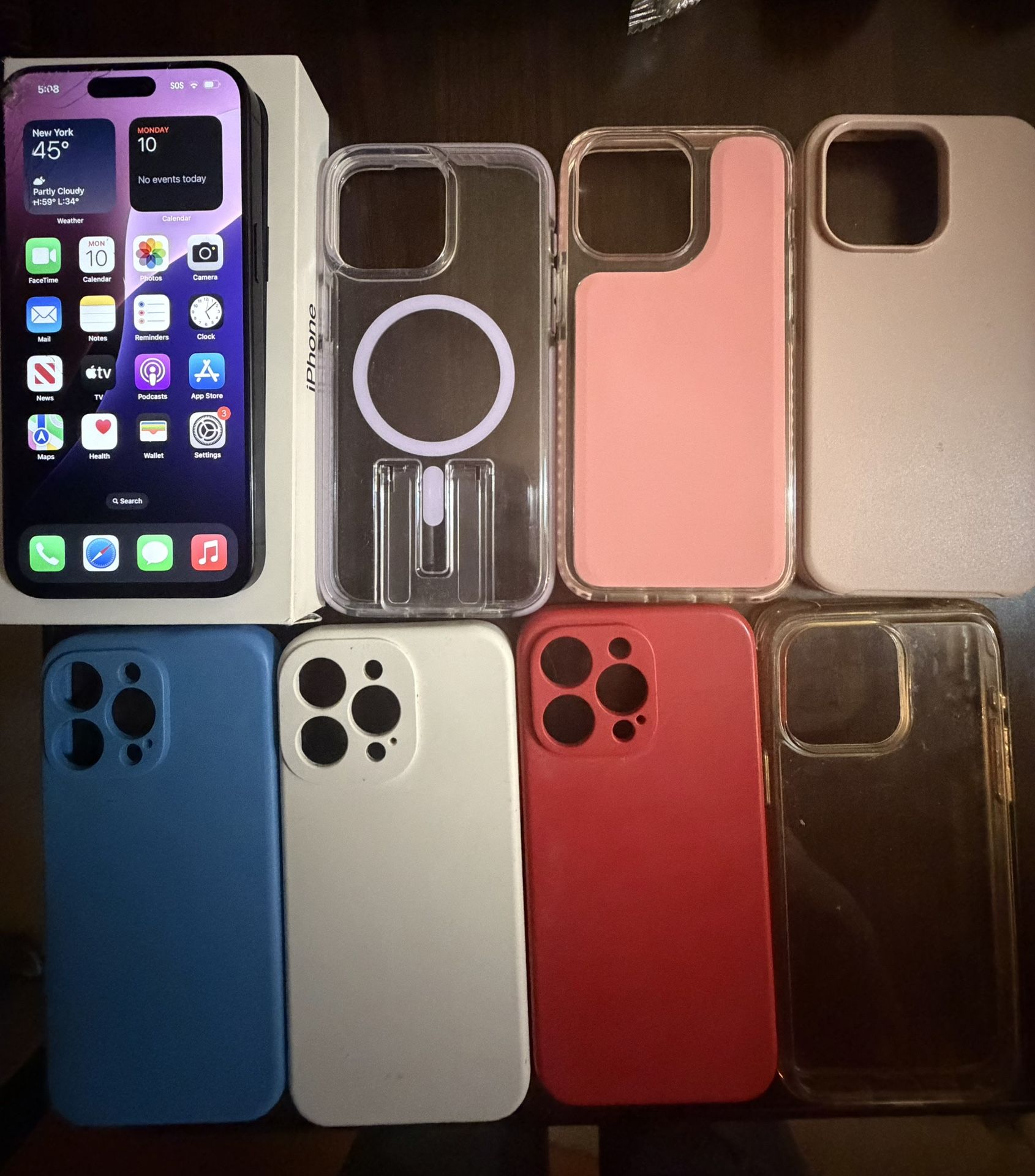 iPhone 15 Pro Max Unlocked 512GB with cases