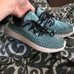 Adidas Parleys