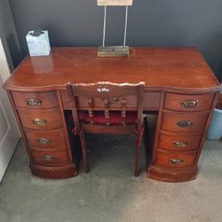 Desk And Chair 