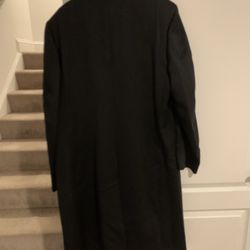 Men’s Harve Benard Wool Coat with fur collar  - 42L