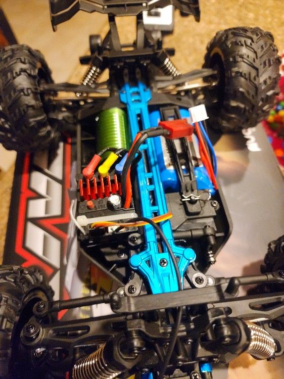 Brand New 1/16 BRUSHLESS RC 4x4 TRUCK FAST 70+kmph With 3speed Levels 