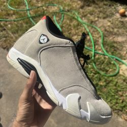 Men’s Jordan Retro 14s (Desert Sand Colorway) 