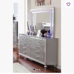 Dresser & night stand