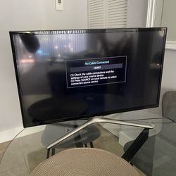 Samsung 32” Monitor / TV