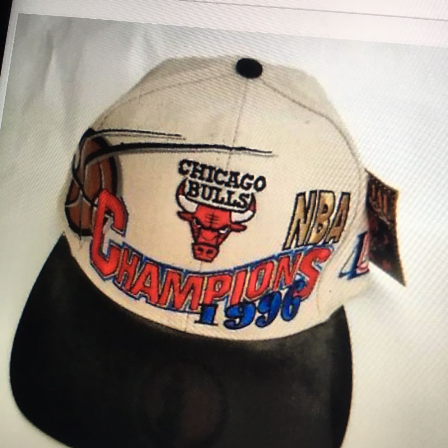 Vintage 1996 Chicago Bulls Logo Championship Locker Room Hat
