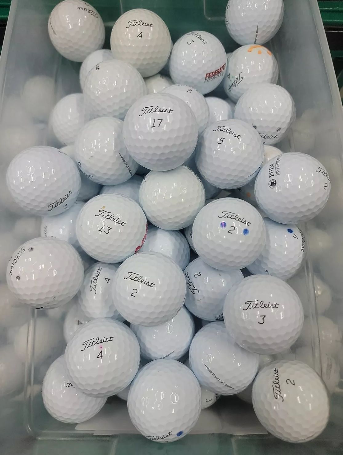 Titleist Pro V1 golf balls Like new 24 (2 dozen)