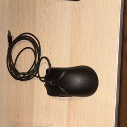 Razer DeathAdder V3 (Wired)