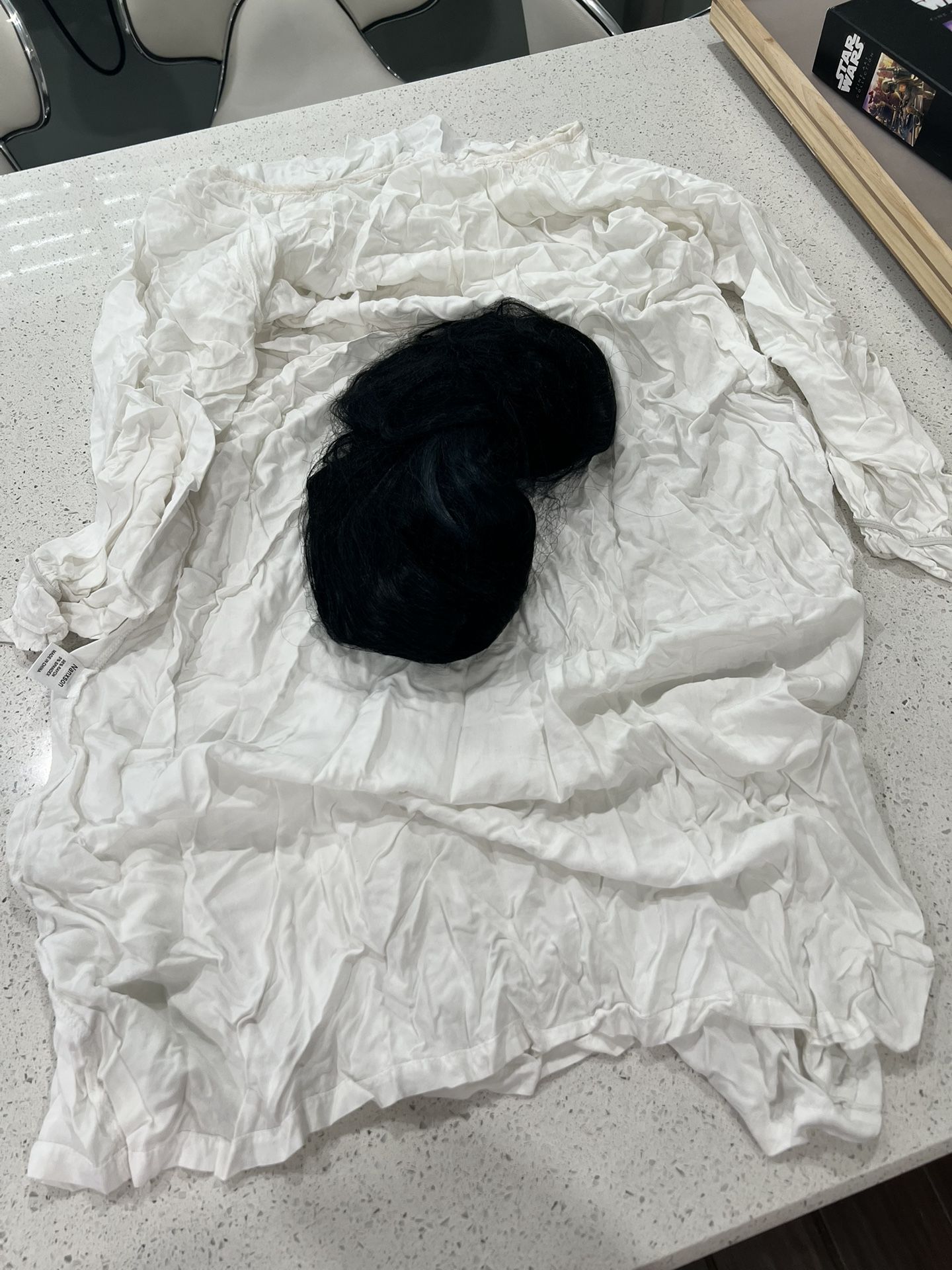 Long Black Wig and White Robe (large) Halloween Costume