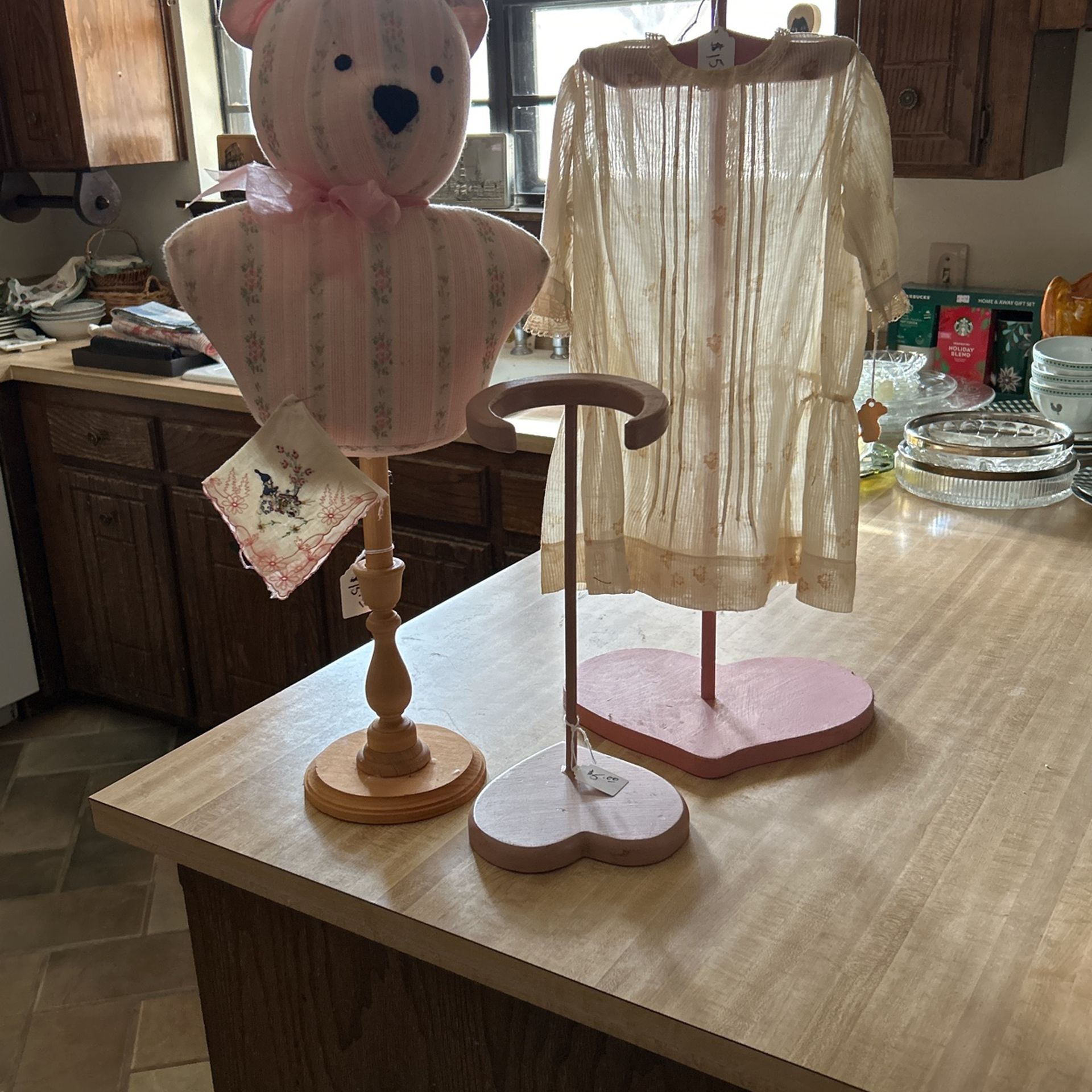Adorable Display Stands (3)