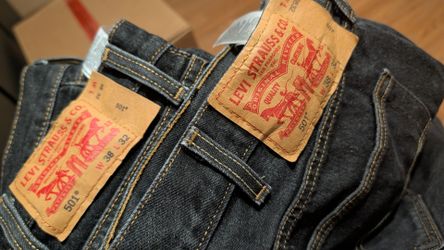 Men's Levis