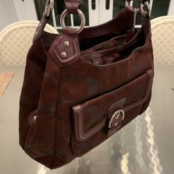 COACH PURSE (Excellent Condition)