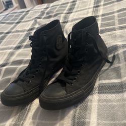 black all stars convers