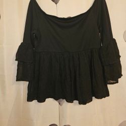 Babydoll Top with bell sleeves Floral Eyelet Design Size Large 