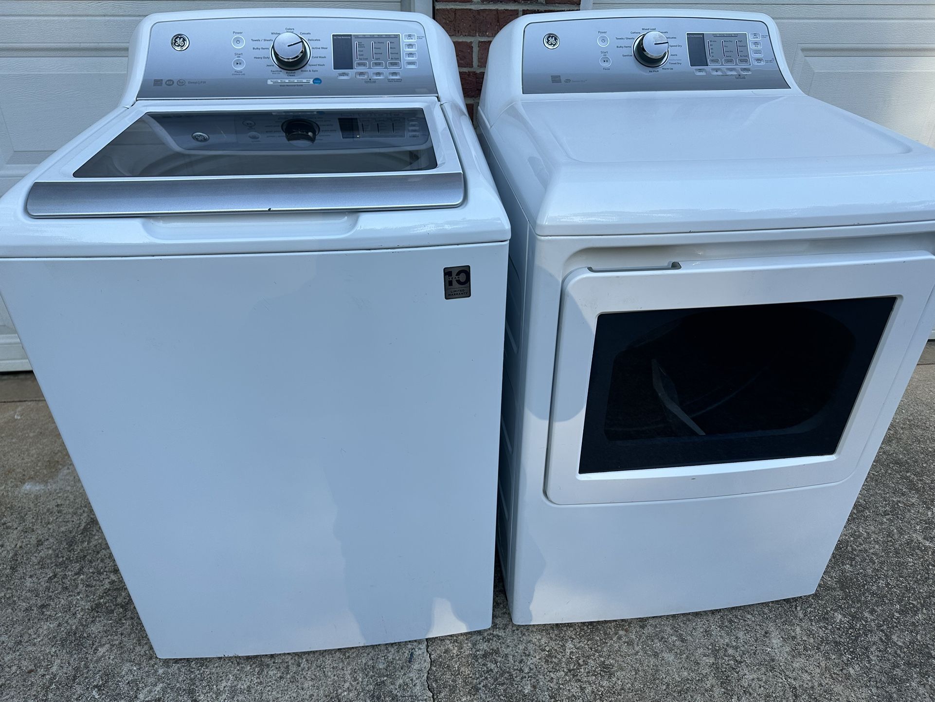 GE WASHER AND DRYER( Excellent Condition)