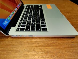 Fixed Price: Apple MacBook Pro 13