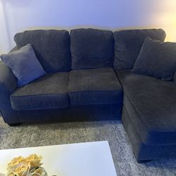  Gray Couch & Loveseat Set 