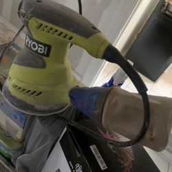 Ryobi Sander 