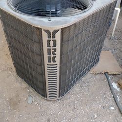 Condenser York 4 Ton R22 420 Obo