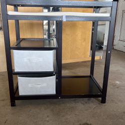 Dresser / Changing Table 