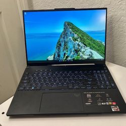 ASUS TUF Gaming A16 Ryzen 7 7735HS RX 7700S 16GB DDR5 512GB SSD 165Hz FHD+
