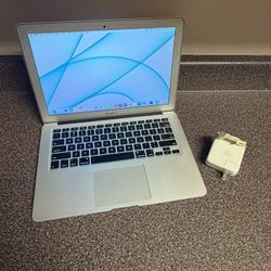 MacBook Air 13in i5 Laptop 8gb Ram SSD W/Lifetime Office