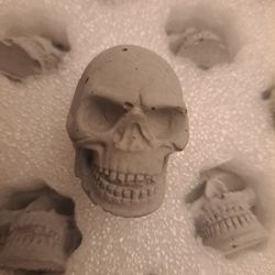 20 Pcs Halloween Log Ceramic Skulls