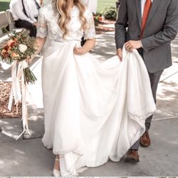 Modest Wedding Dress Size Small