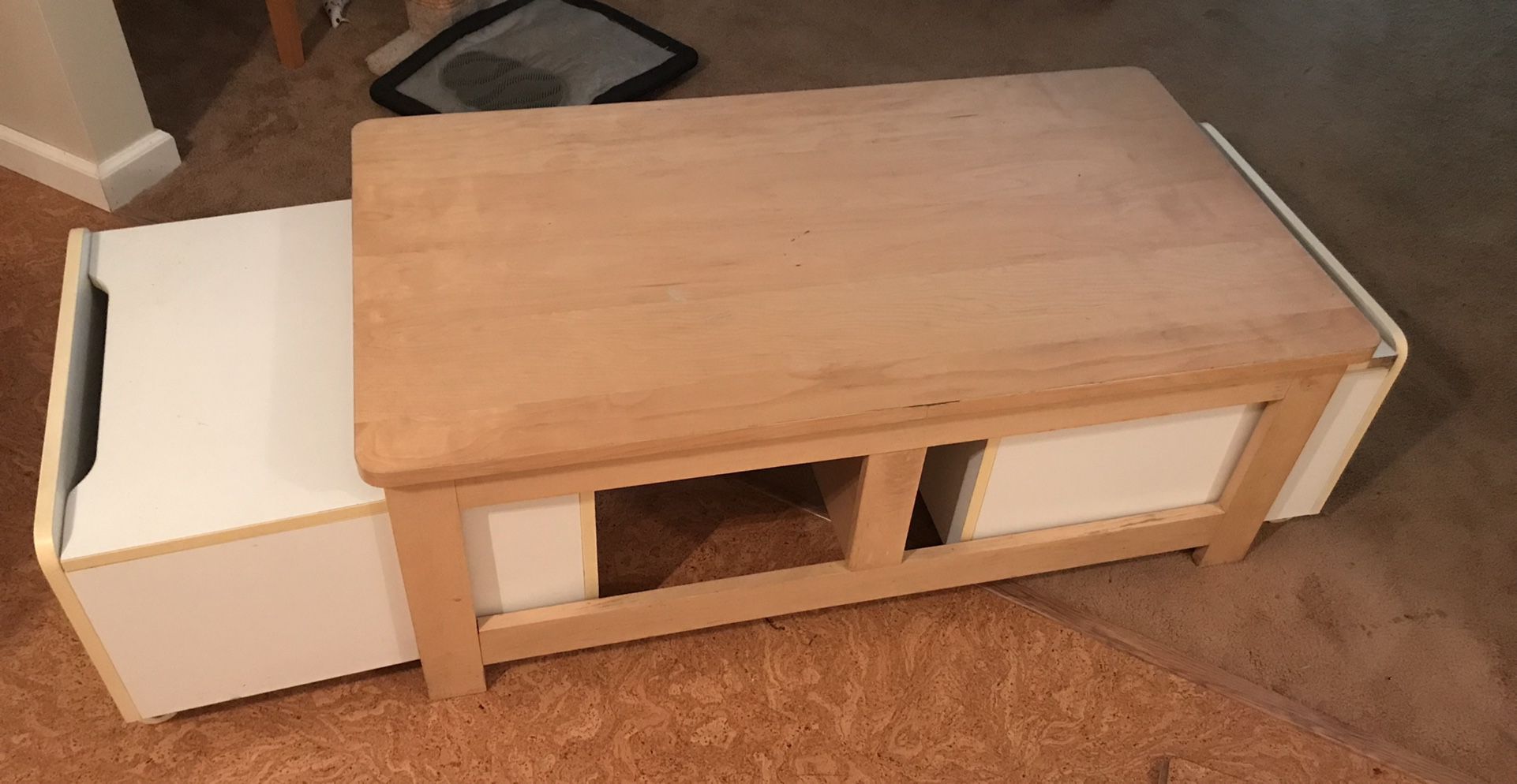 Kids Wood Coffee Table, Storage Bench And Extra Seating!!