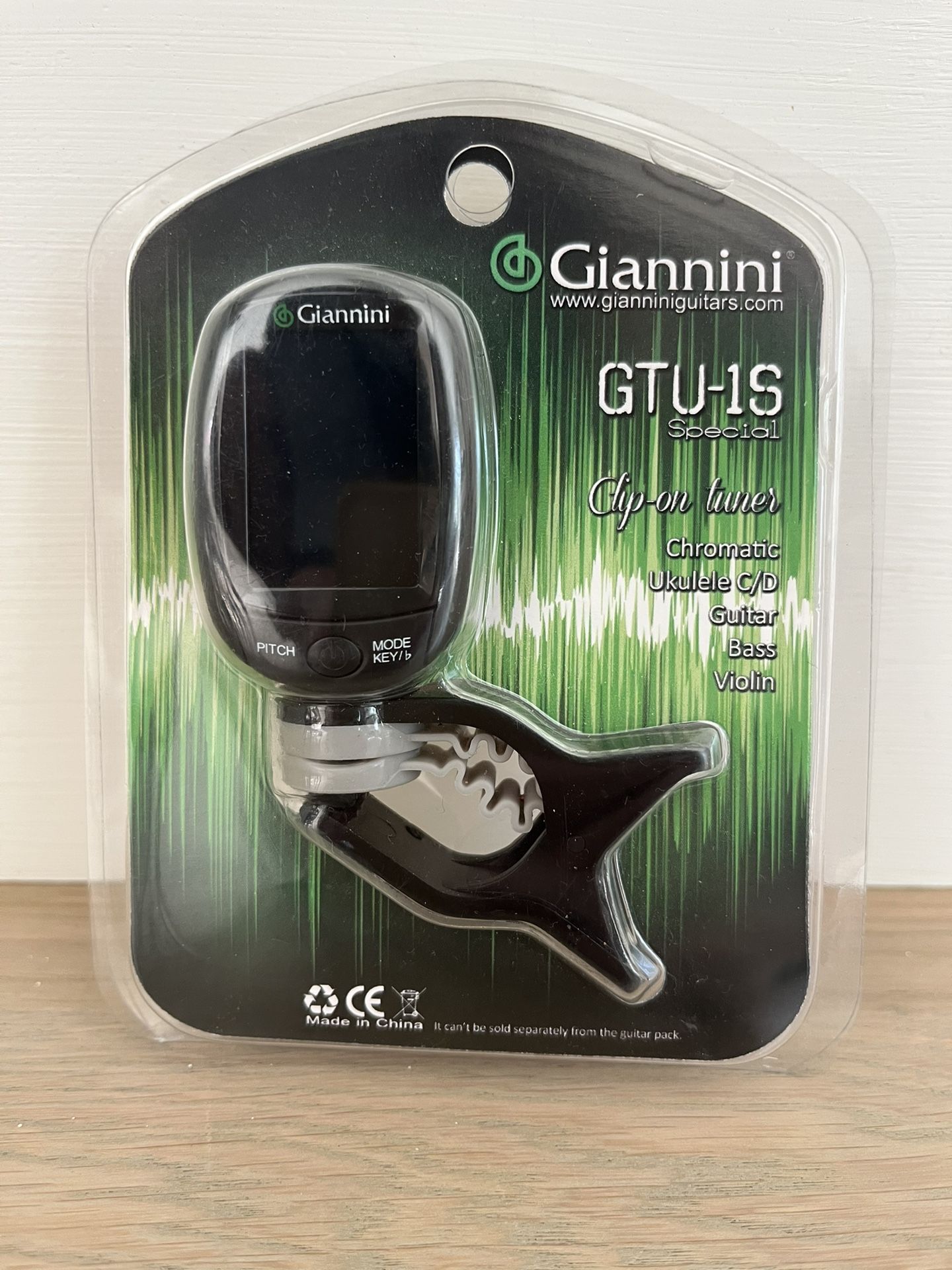 Giannini GTU-1S Clip on Tuner
