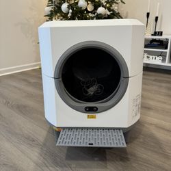 Automatic Self-Cleaning Litter Box – Like New