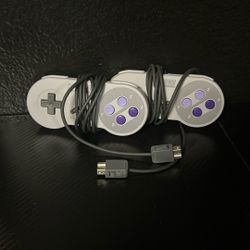 Super Nintendo Controllers 