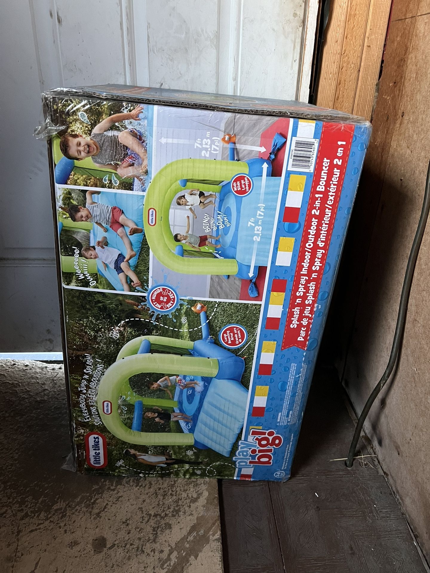 Brand  New - Little Tikes Splash n’ Spray