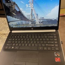 hp Notebook 14-DK0xxx AMD Ryzen 3 Dual Core 2.6GHz 128 GB SSD