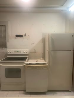 GE stove fridge dishwasher