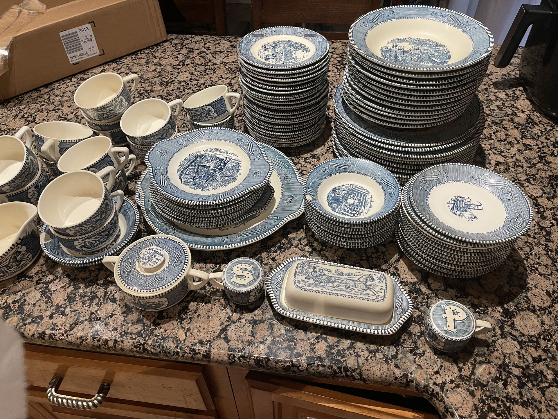 100-Piece Of Vintage Currirr & Ives Dishes