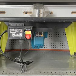 RYOBI ROUTER TABLE