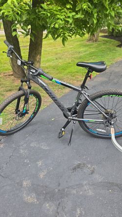 Schwinn 29-in. Boundary Mens Mountain Bike, Black and Green