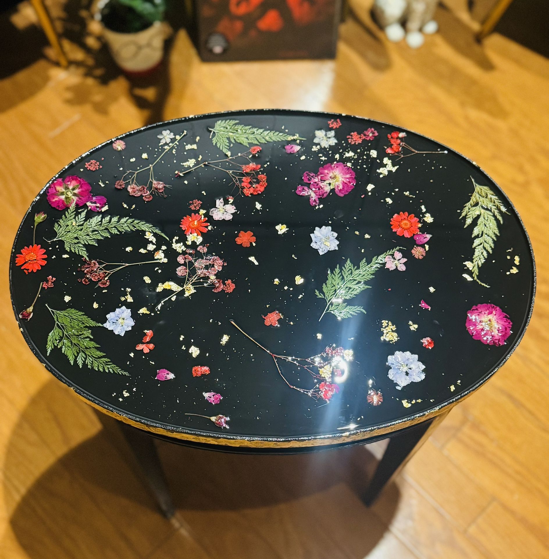 Repurposed Textured Resin Accent Table (Small side/end table)