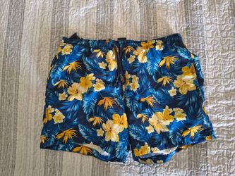 H & M shorts
