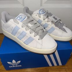 Woman’s adidas Campus 00s Size 9.5