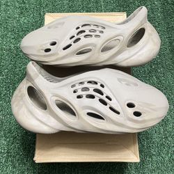 Adidas Yeezy Stone Sage Foam Runner size 10 USED But Clean