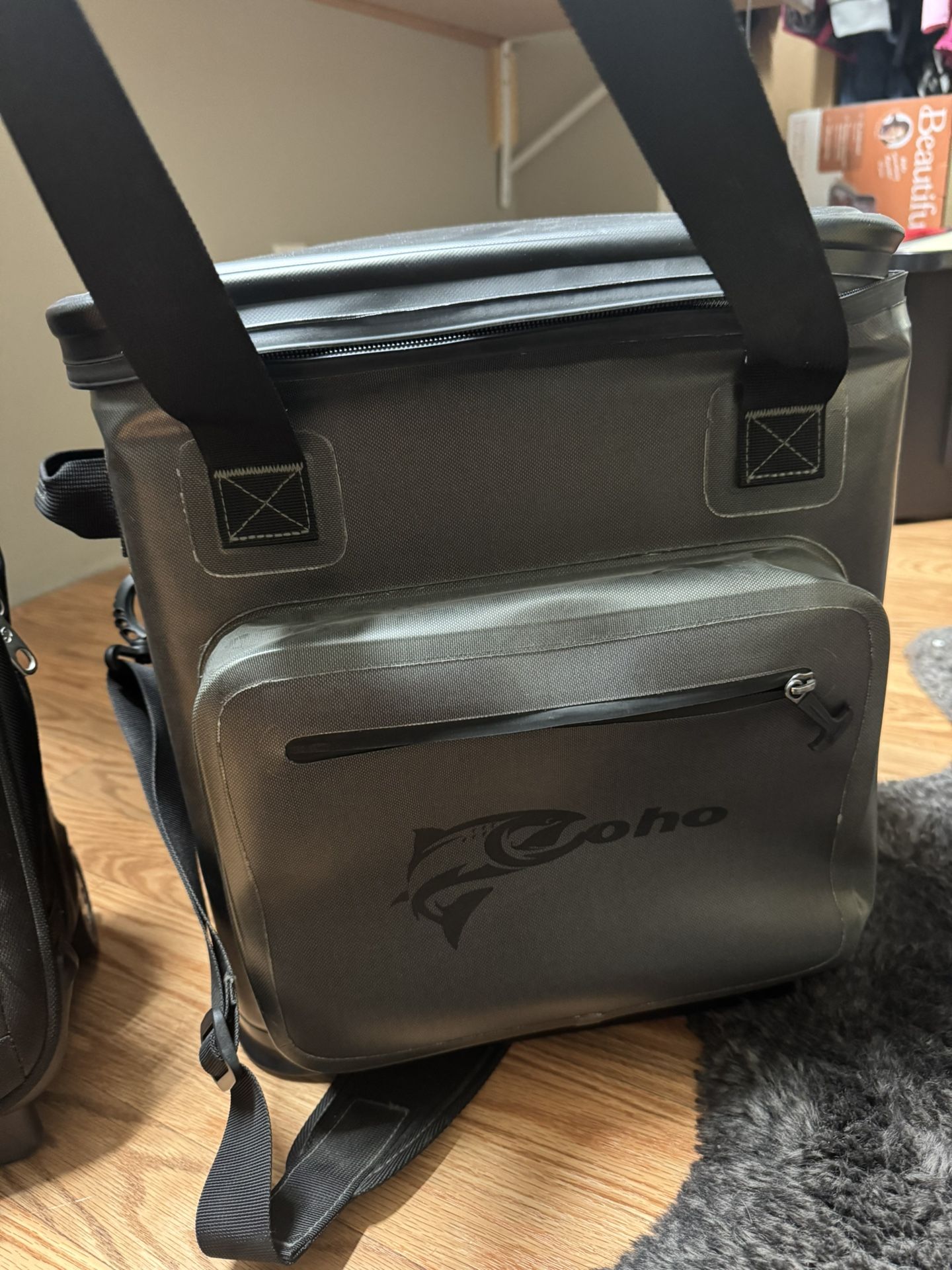 New 24 Can cooler “Coho”