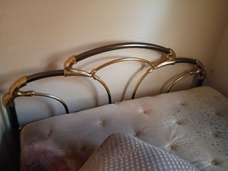 Queen size bed solid brass