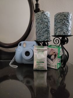 FujiFilm  instax mini 7+ w/30 film pages