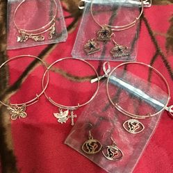 Cowboys & Texans Bangle Bracelet / Earrings