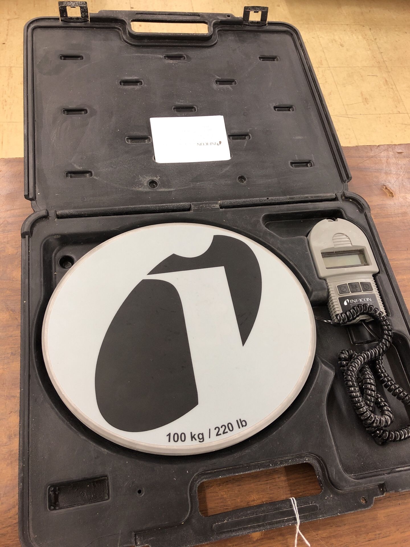 Refrigerant scale