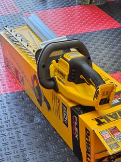Brand New DEWALT FLEXVOLT 60V MAX 26 in. Brushless Cordless Battery Powered Hedge Trimmer (Tool Only)